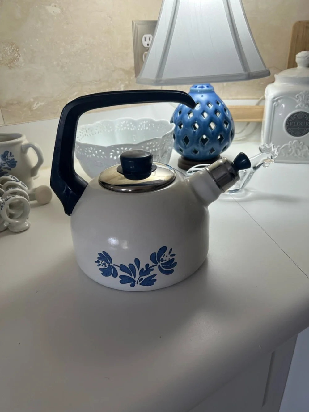 Pfaltzgraff Yorktowne  Blue Floral Whistling Tea Kettle with Blue Handle